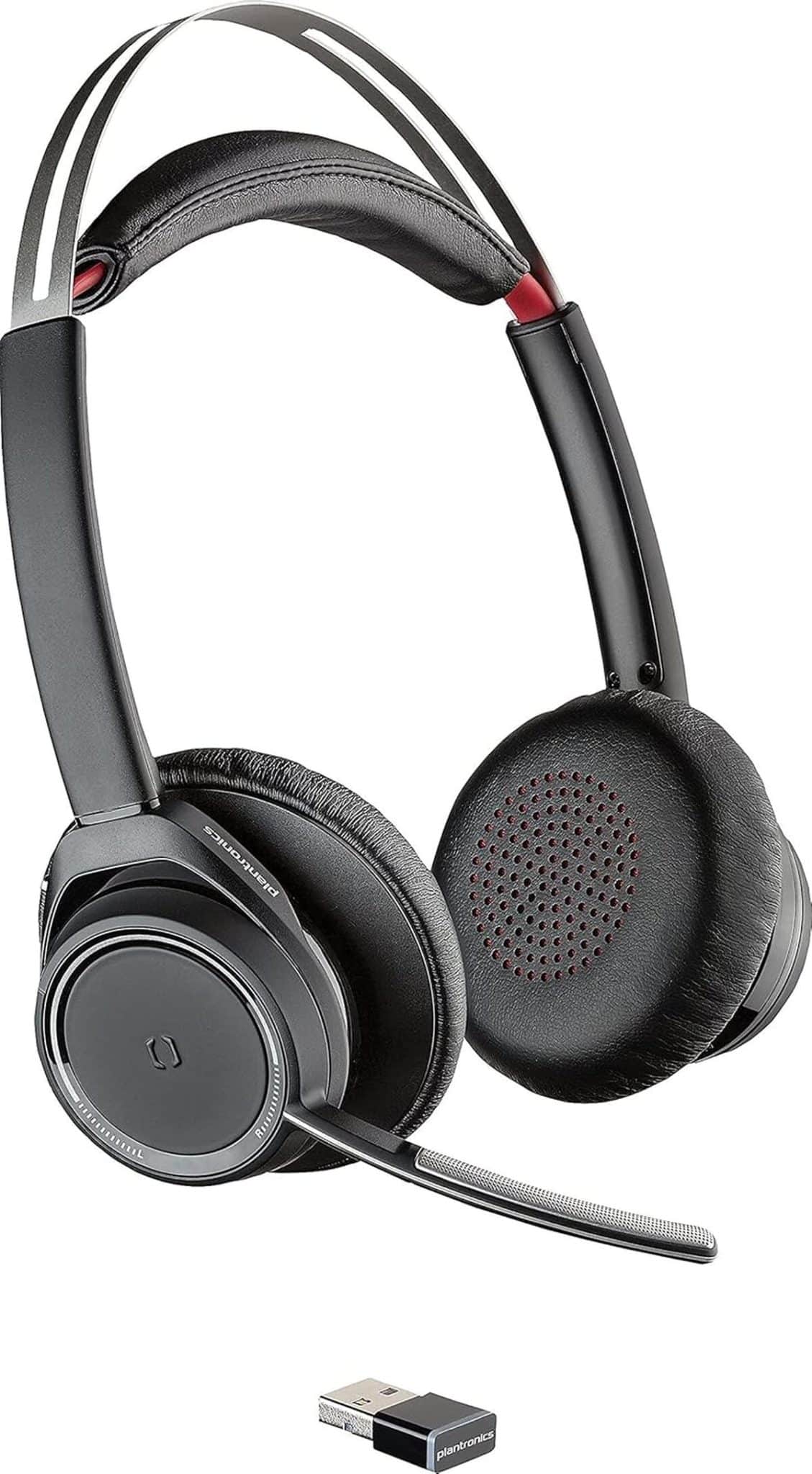 Test du casque Bluetooth Plantronics Voyager Focus UC B825-M avec support de charge