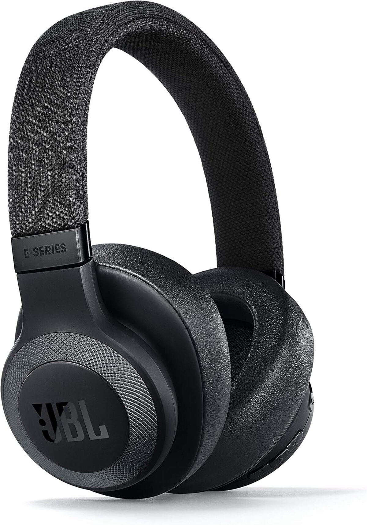 Test du JBL E65BTNC : casque Bluetooth à réduction de bruit