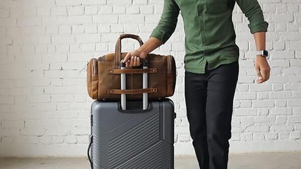 Découvrez notre avis sur le sac de voyage Klondyke II en cuir, un allié pratique et élégant pour vos déplacements. Élégance et fonctionnalité réunies dans ce test détaillé.