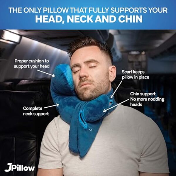 Examinez notre test du coussin J-pillow bleu 2 tons pour un voyage confortable : ergonomie, design et praticité pour un soutien optimal lors de vos déplacements