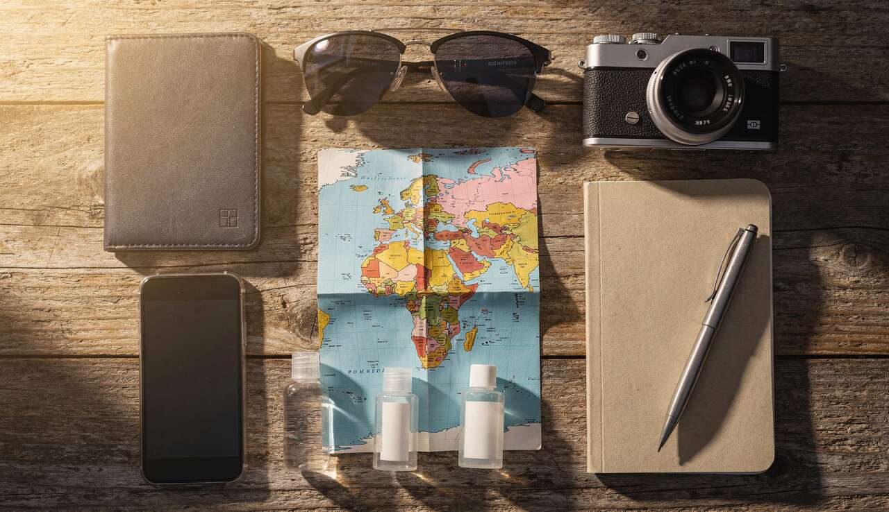 L'art de voyager l&eacute;ger : &eacute;quipements et essentiels