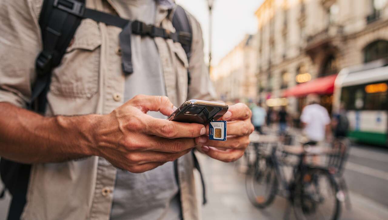 Cartes SIM à l'étranger : guide pratique pour rester connecté