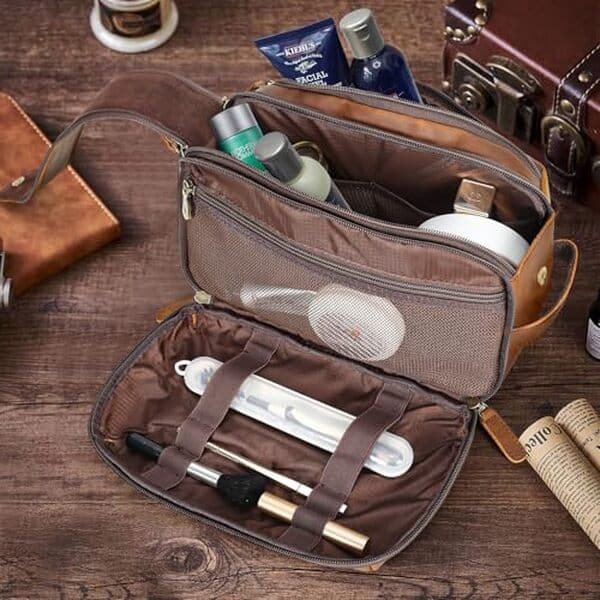 Découvrez notre avis détaillé sur la trousse de toilette en cuir Polare : élégance rétro, qualité et durabilité pour vos voyages et votre salle de bain.