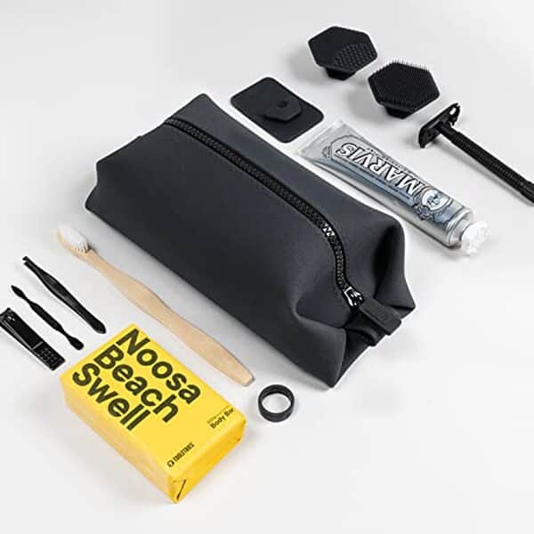 Découvrez notre test détaillé de la trousse de toilette en silicone Koby Lite : caractéristiques, avantages et avis pour bien choisir votre accessoire de voyage. 