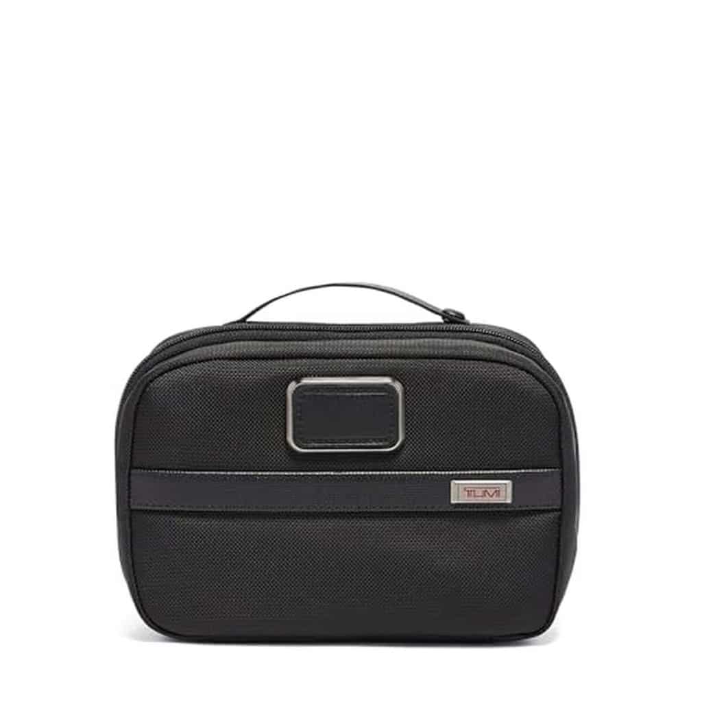 Test du Split Travel Kit Alpha Ballistic de Tumi en noir
