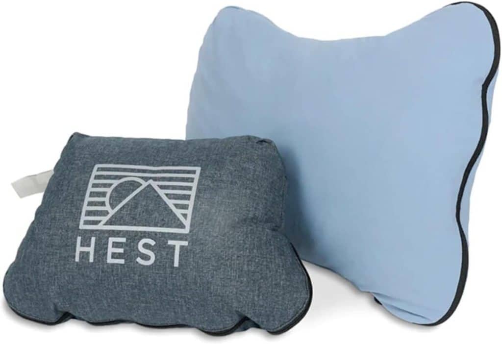 Test oreiller de camping HEST avec mousse mémoire