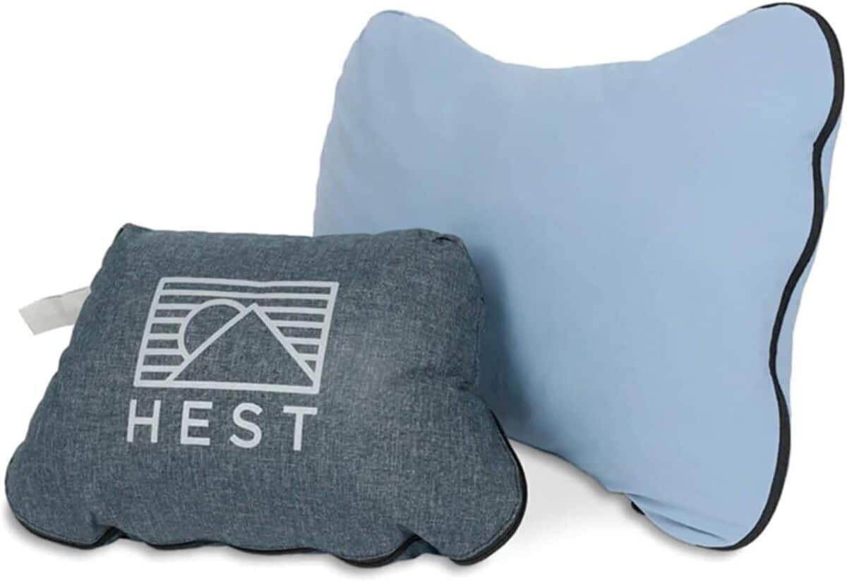 Test oreiller de camping HEST avec mousse mémoire