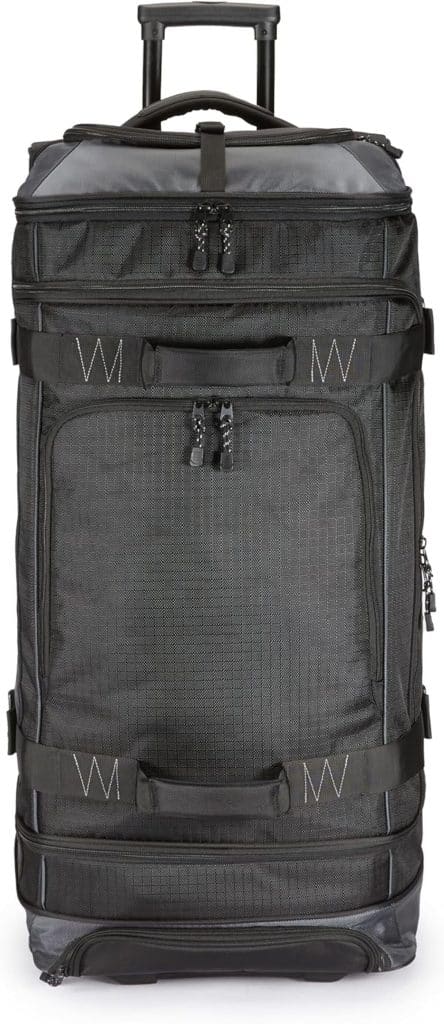 Test du sac Amazon Basics à roulettes 137L, léger et durable
