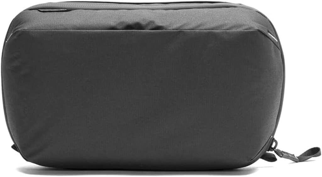 Test : peak design wash pouch, la trousse noire fonctionnelle
