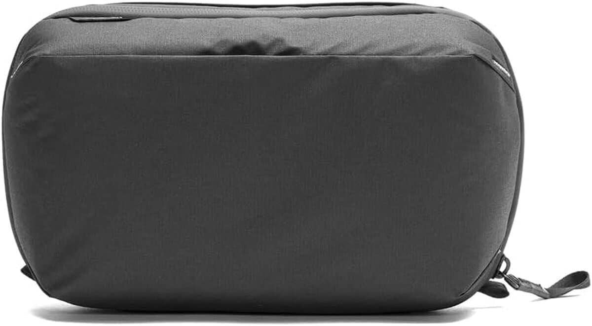 Test : peak design wash pouch, la trousse noire fonctionnelle